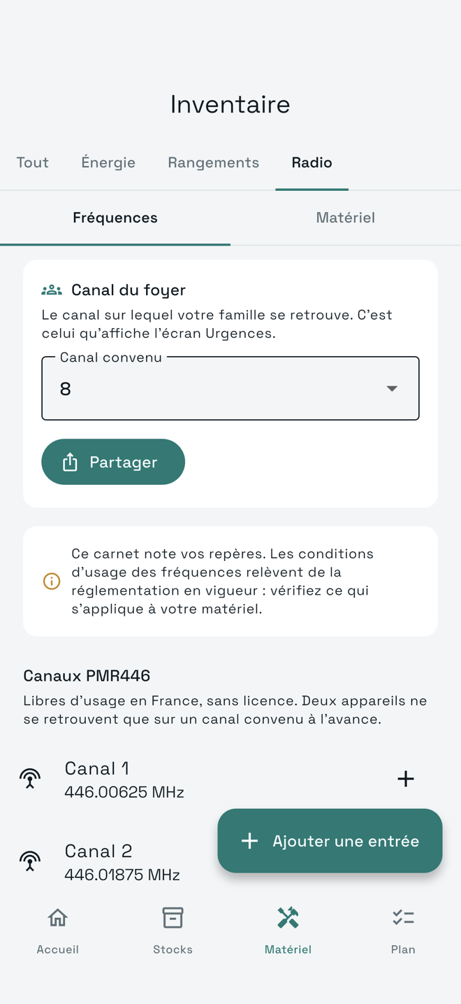 L’onglet Radio d’iwisur : le canal convenu du foyer, puis le catalogue des canaux PMR446 avec leurs fréquences, libres d’usage en France.